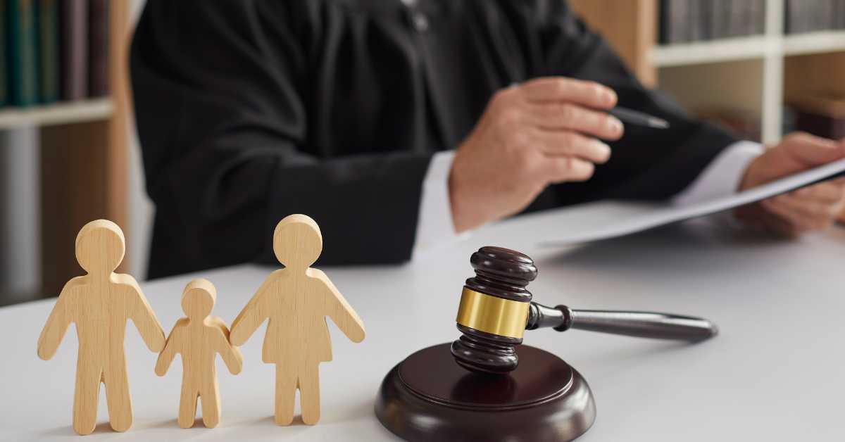 Can I Move With My Child? Navigating Florida’s 50 Mile Relocation Rule After Divorce or Paternity